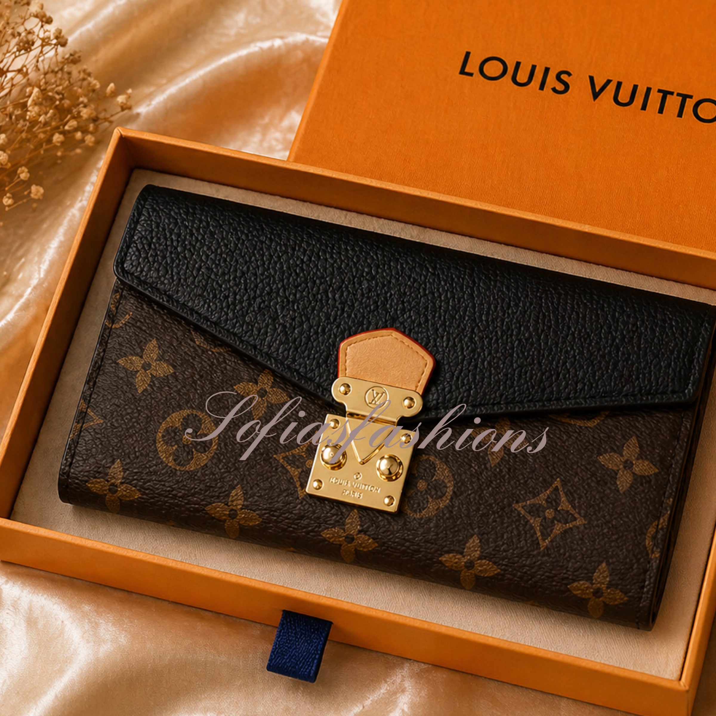 Black and Gold Lock Wallet